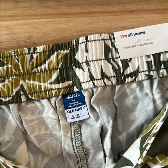 NWT! Old Navy Tropical Print Wide-Leg Pants - Picture 6 of 8